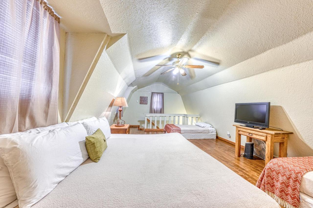 The Olive @ Mendelbaum Winery Guest Cabins Hotel Fredericksburg Buitenkant foto