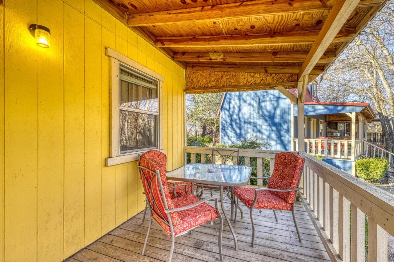 The Olive @ Mendelbaum Winery Guest Cabins Hotel Fredericksburg Buitenkant foto